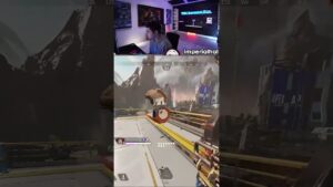 Imagine Hot Dropping And You See This.. - Apex Legends