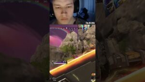Those Guys Are Definitely NOT Real Human Beings! - Apex Legends